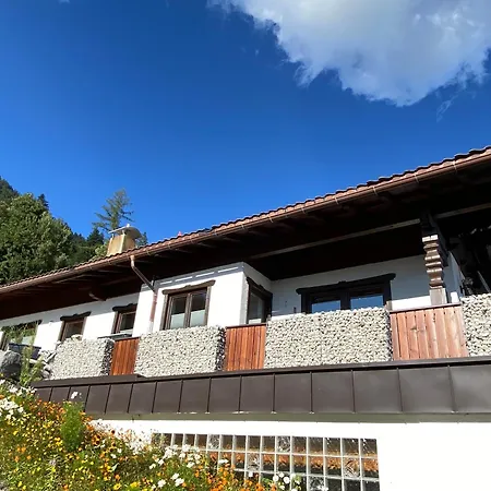 Hausera Appartement *